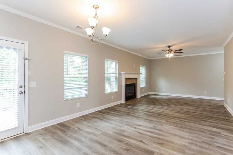 Building Photo - 1194 Kilrush Dr