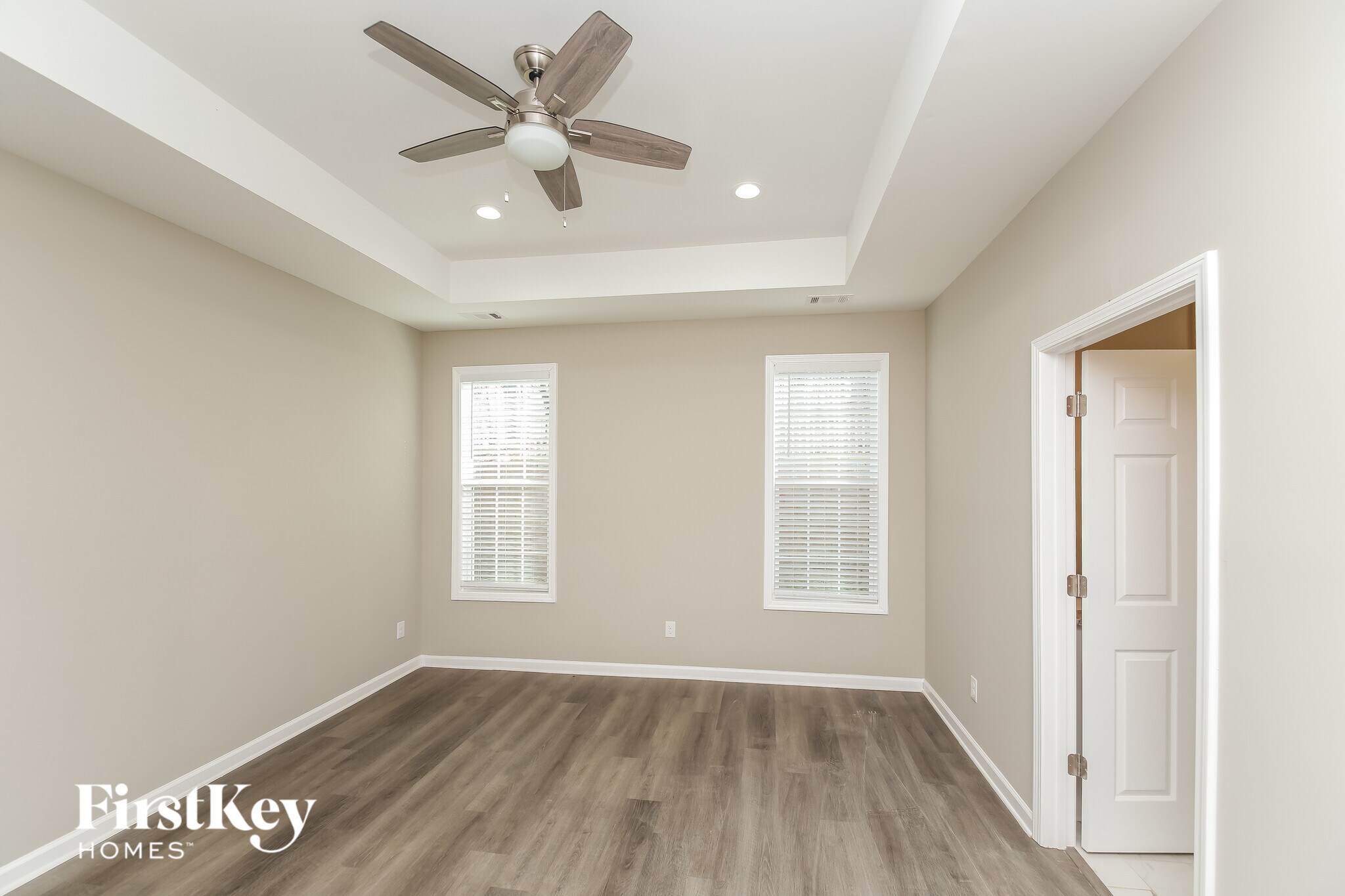 Building Photo - 544 Somersby Dr