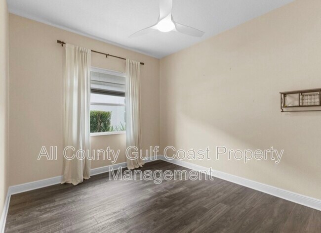 Building Photo - 13013 Steinhatchee Loop