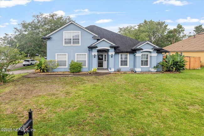 Primary Photo - 13705 Fish Eagle Dr W