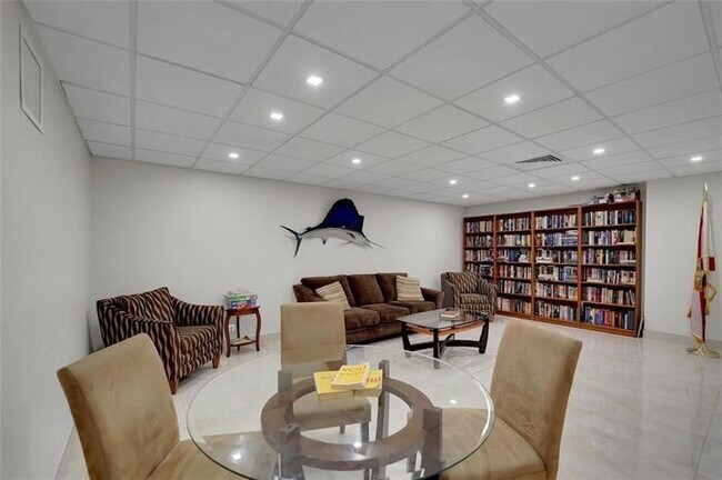 Building Photo - 3550 Galt Ocean Dr