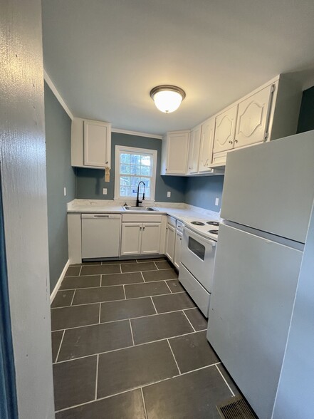 Building Photo - 5407 Virginia Ave