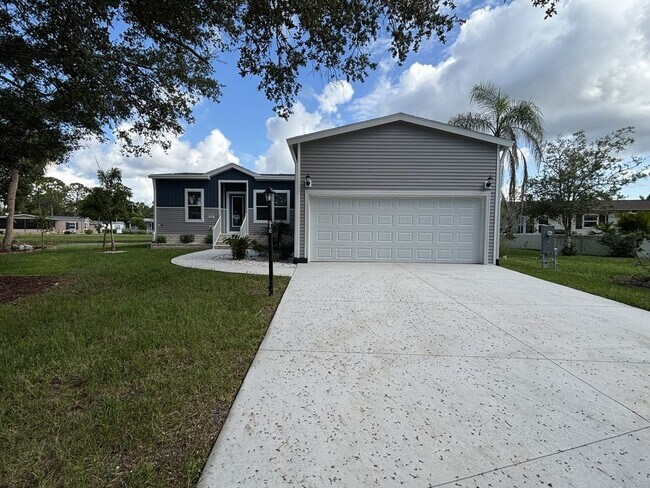 Building Photo - 19419 Tarpon Woods Ct