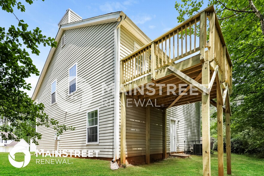 Building Photo - 8808 Edenton Way