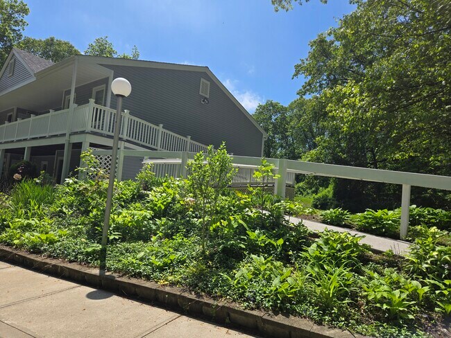 Building Photo - 86 Hidden Knolls Cir