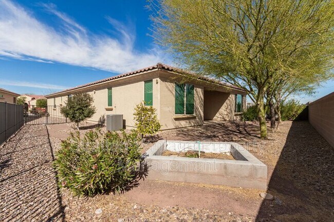 Building Photo - 5575 Cinder Brk Wy