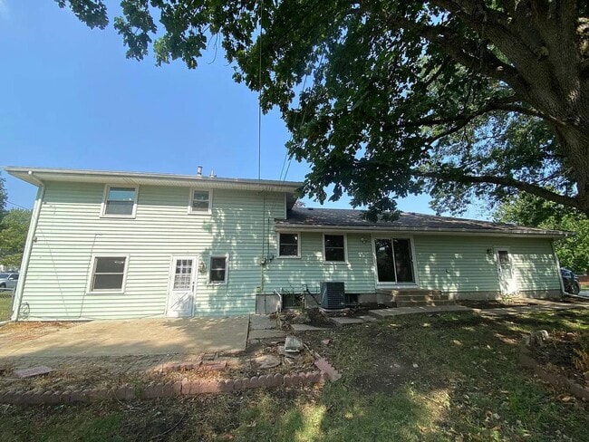 Building Photo - 4519 E 110th Terrace