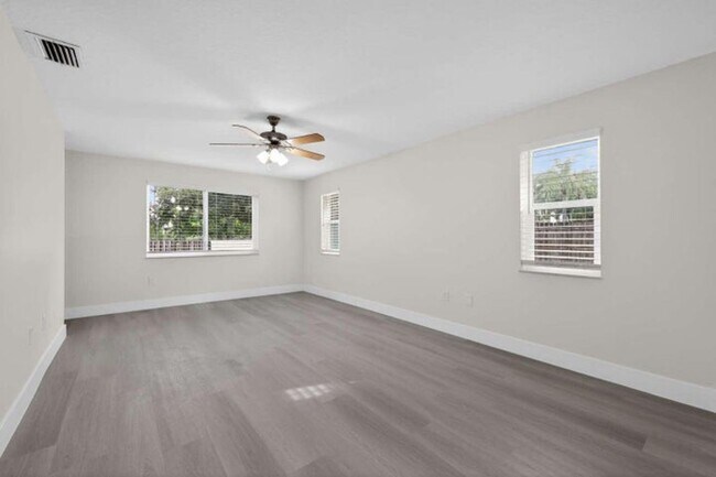 Building Photo - 1329 SW 151st Way