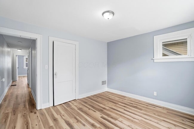 Building Photo - 212 E Hudson St