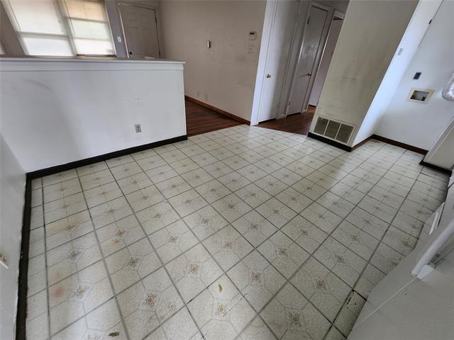 Building Photo - 843 Harbor Dr