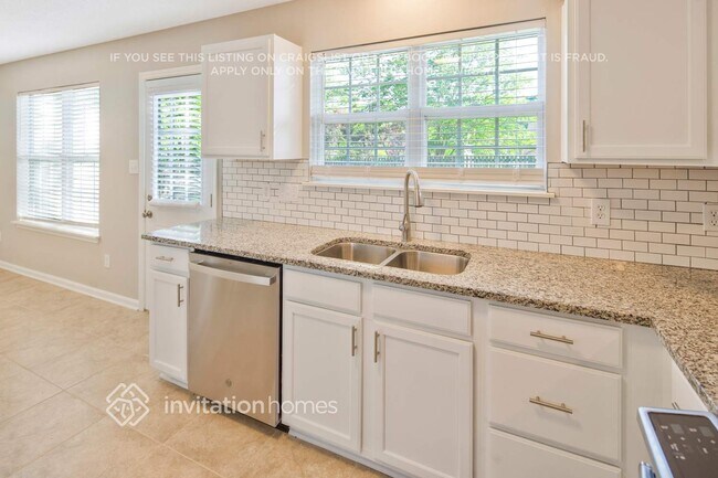 Building Photo - 11927 Brownestone View Dr