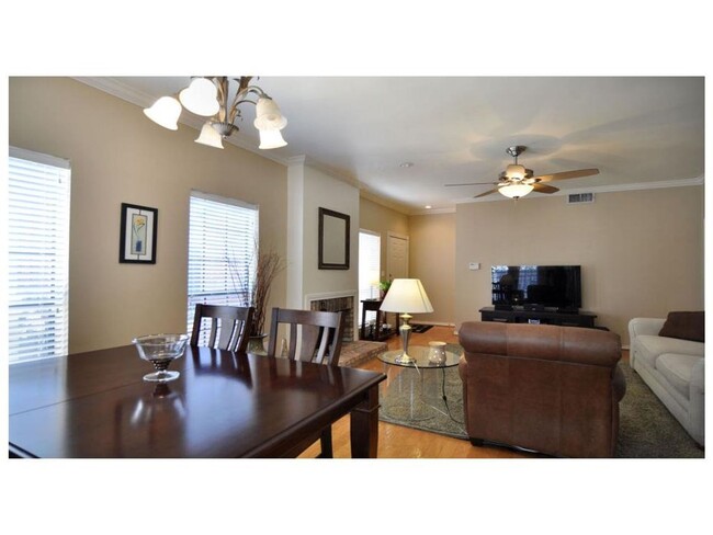 Building Photo - Fabulous two bedroom two bath condo locate...