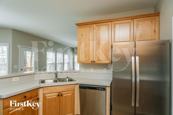 Building Photo - 5631 Waldens Farm Dr