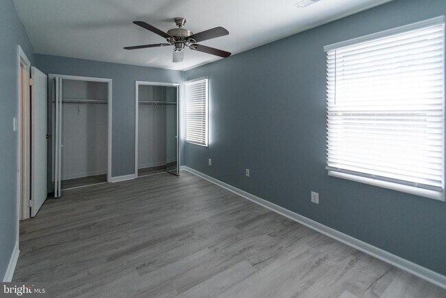 Building Photo - 5222 Magnolia Pl