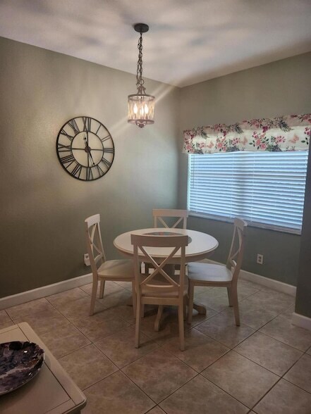 Building Photo - 4220 Gator Trace Ave