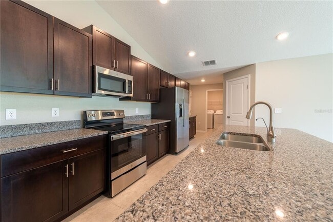 Building Photo - 1837 Sand Daisy Pl