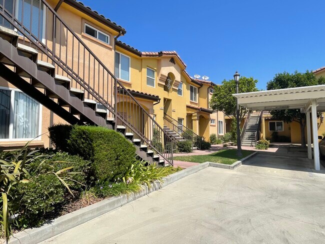 Building Photo - 10201 Remmet Ave