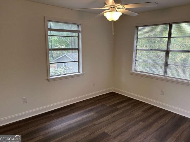 Building Photo - 148 Johnson Dr