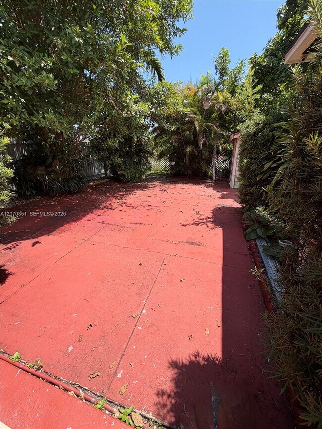 Building Photo - 4175 SW 87th Ave