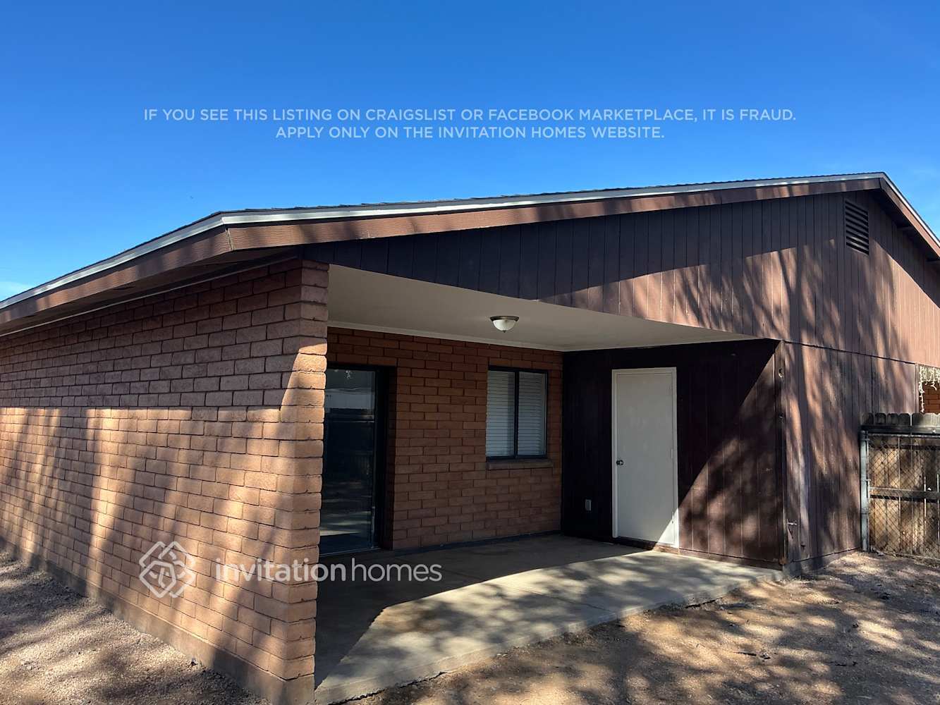 Building Photo - 4447 E Contessa St