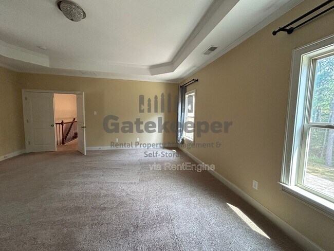 Building Photo - 60 Bayberry Hls