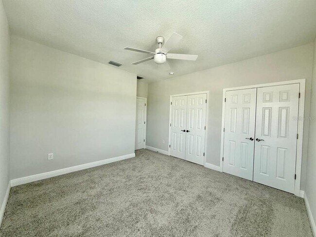 Building Photo - 35609 Stableton Ln