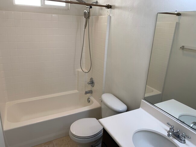 Building Photo - 29472 Piazza Ct