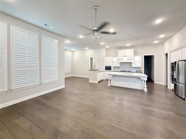 Building Photo - 6905 Broomsedge Dr