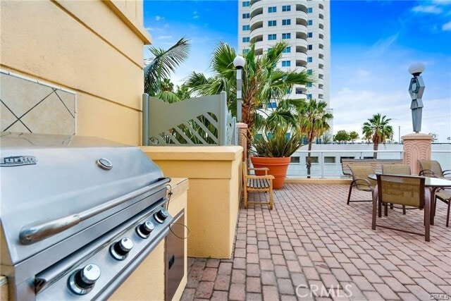 Building Photo - 488 E Ocean Blvd