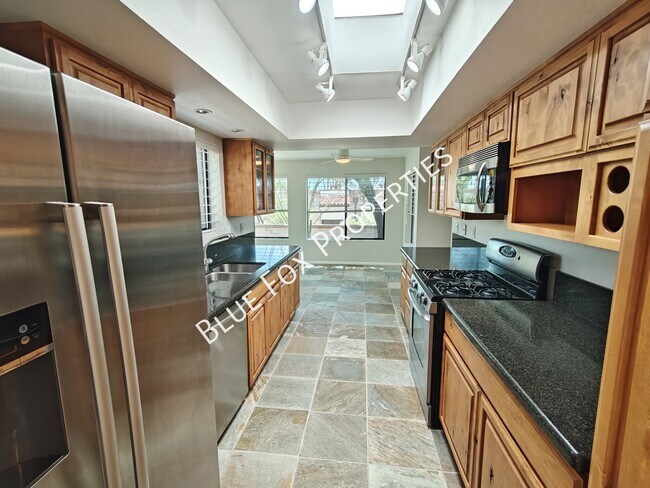 Building Photo - 5309 N Fort Yuma Trail