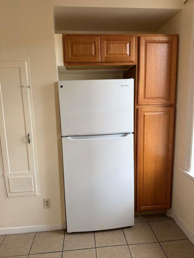 Building Photo - 328 62nd St