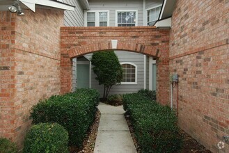 Building Photo - 2342 Summit Way Ct
