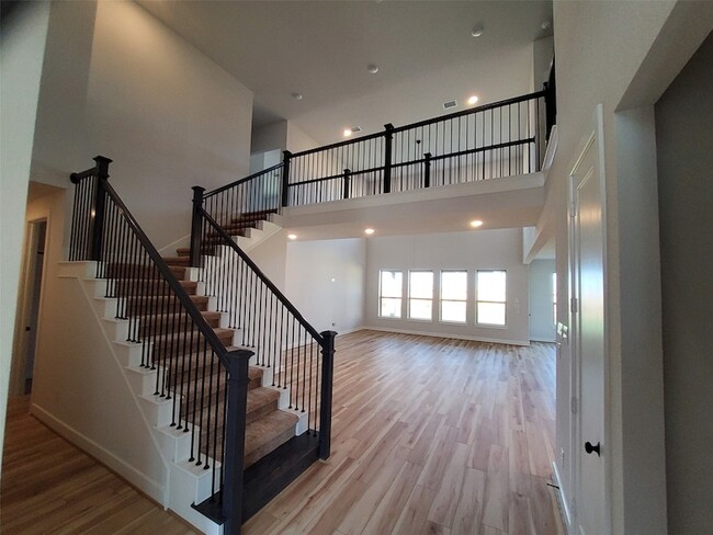 Building Photo - 20814 Flat View Dr