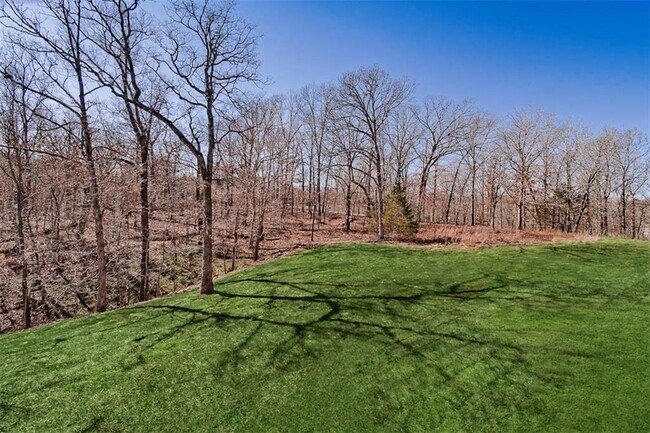 Building Photo - 4 Savidge Cir