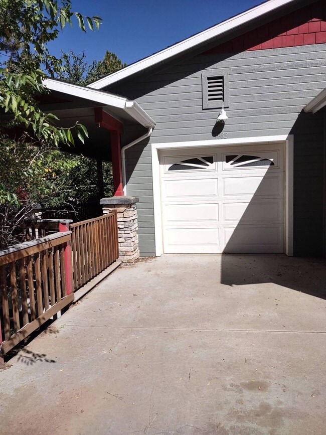 Primary Photo - 1632 E Mountain View Ave