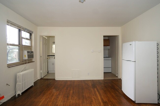 Living Room - Wellesley Place