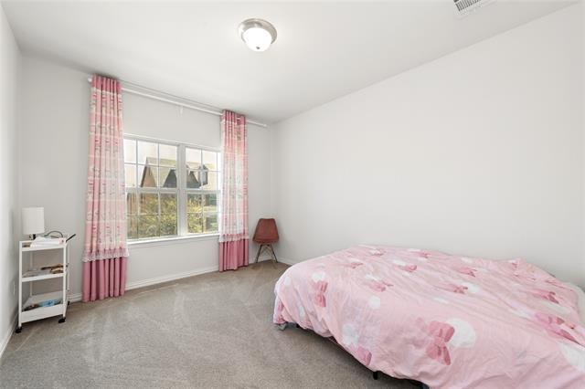 Building Photo - 7108 Royal View Dr