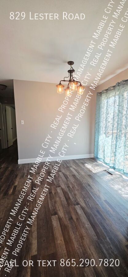 Building Photo - 829 Lester Rd