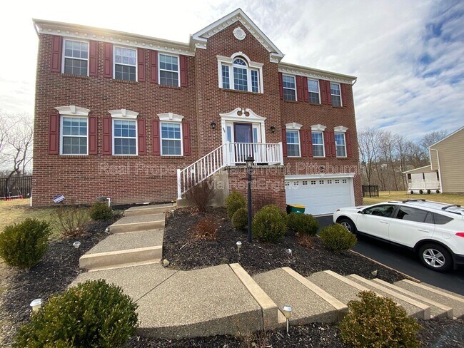 Building Photo - 449 Beech Dr