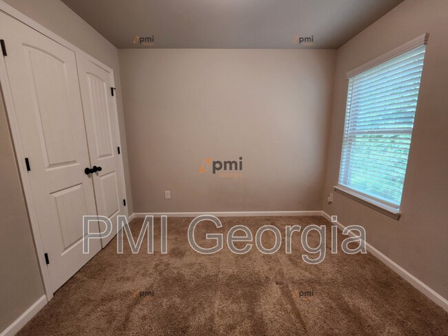 Building Photo - 315 Skipjack Ct