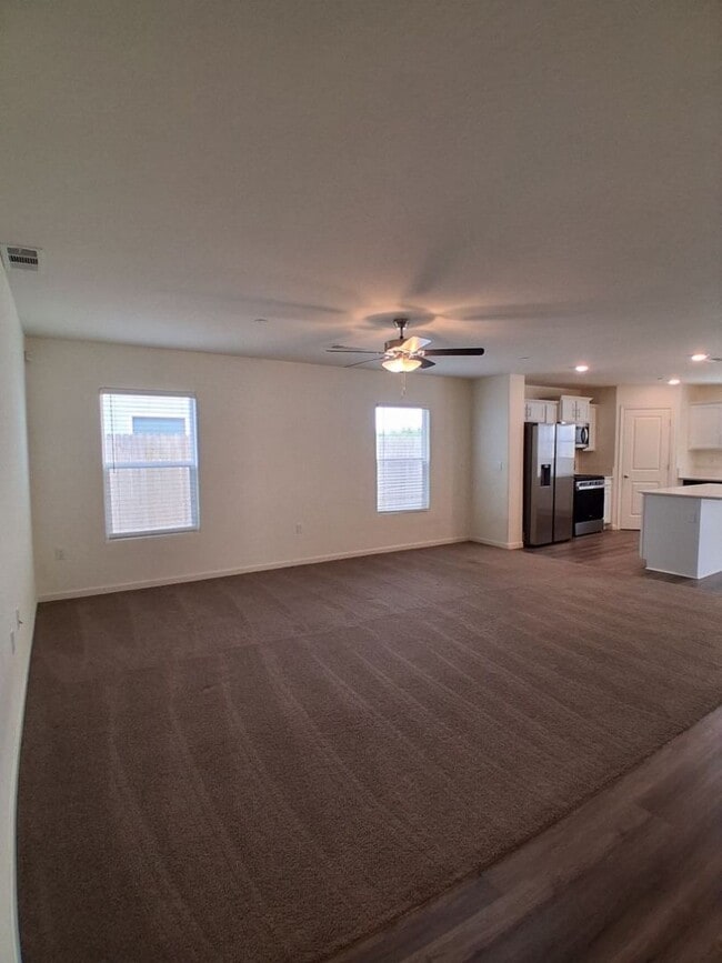 Building Photo - Beautiful Single-Story Home with Solar Included & Spacious Open Floor Plan!