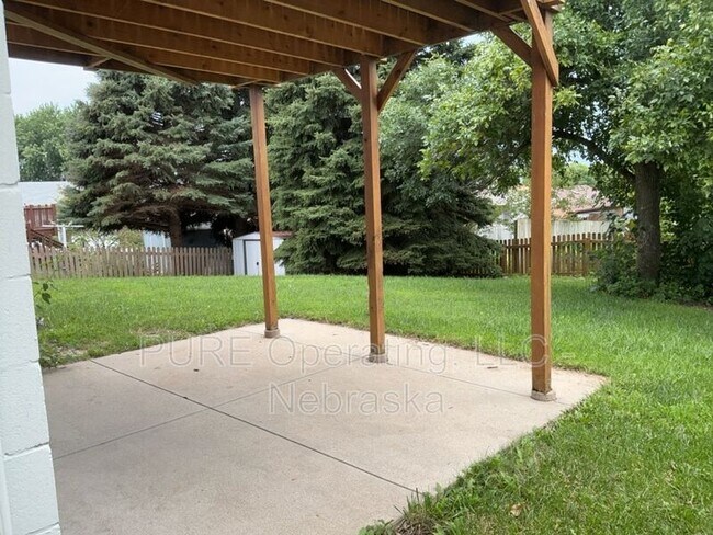 Building Photo - 6408 N 79th Ave