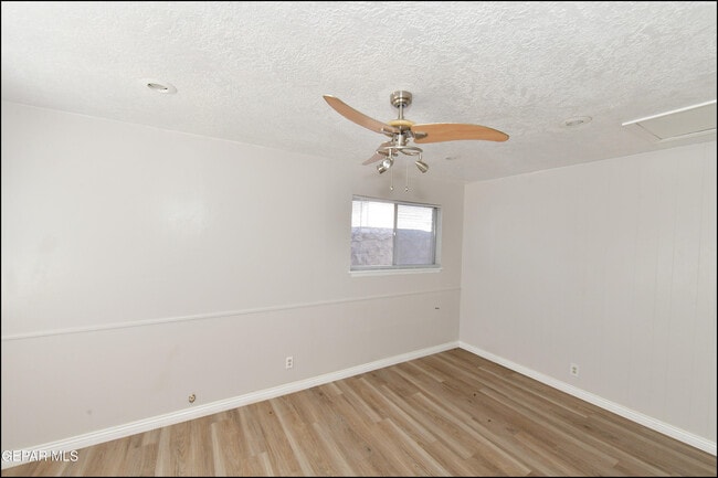 Building Photo - 4749 Tropicana Ave