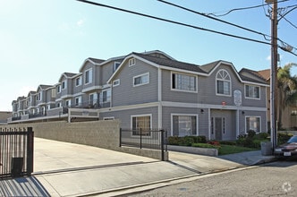 Building Photo - 13611 Kornblum Ave.