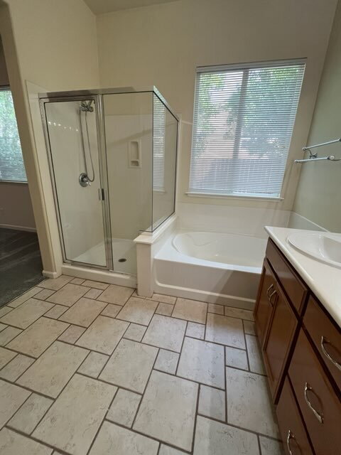 Building Photo - "Charming 4-Bedroom  with 3 Full Baths in Mountain House – Spacious 1817 Sq Ft Living!"