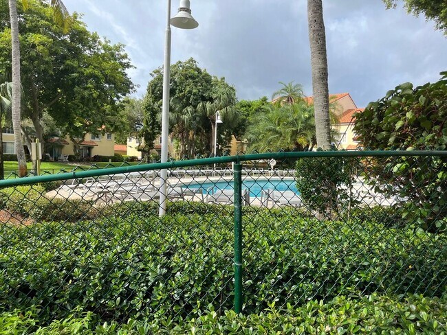 Building Photo - 103 Yacht Club Way