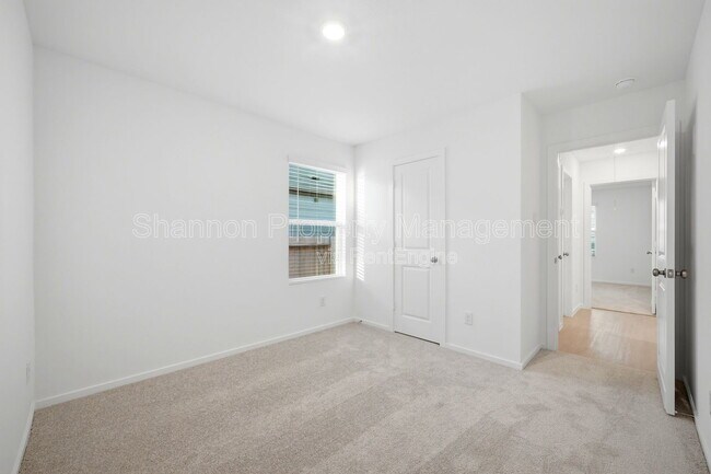 Building Photo - 25585 Rose Creek Dr