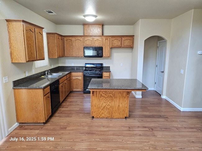 Building Photo - 1060 Goble Ct