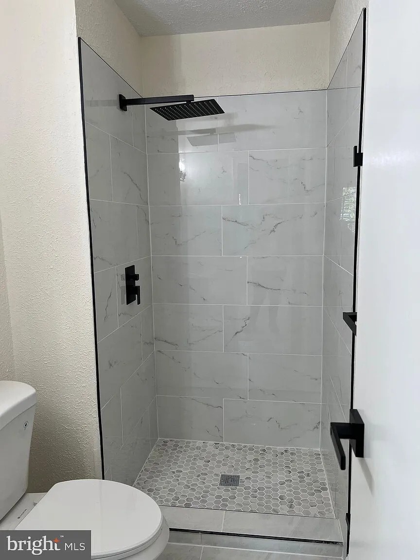 Building Photo - 83 Wenner Dr