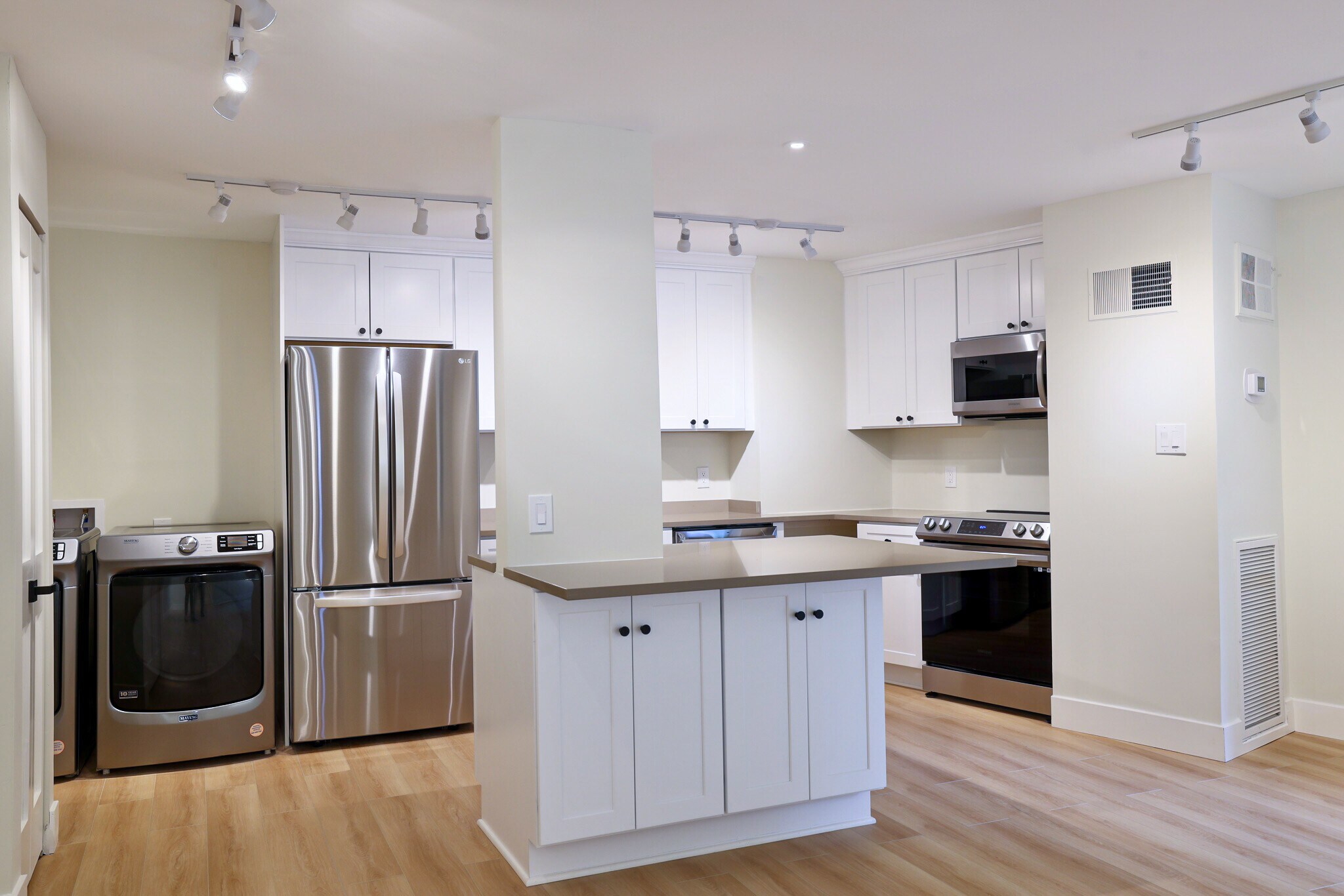 2023 Appliances - 4601 N Park Ave